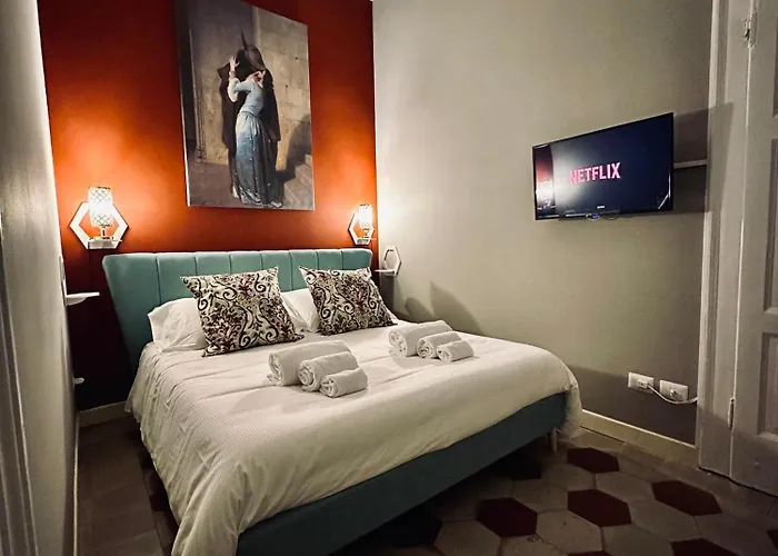 Nerino House, Elegante E Tranquillo A 5 Minuti Dal Duomo